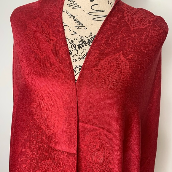 Pashmina - Picture 2 of 5